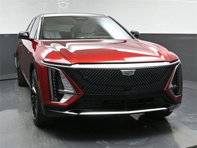 2025 Cadillac LYRIQ Luxury 1