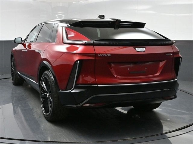 2025 Cadillac LYRIQ Luxury 1