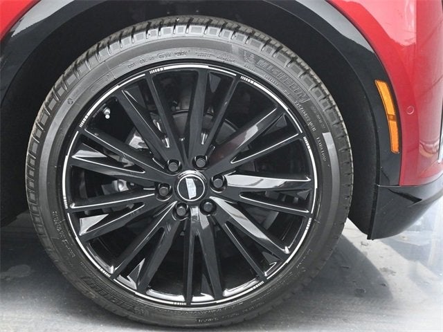 2025 Cadillac LYRIQ Luxury 1