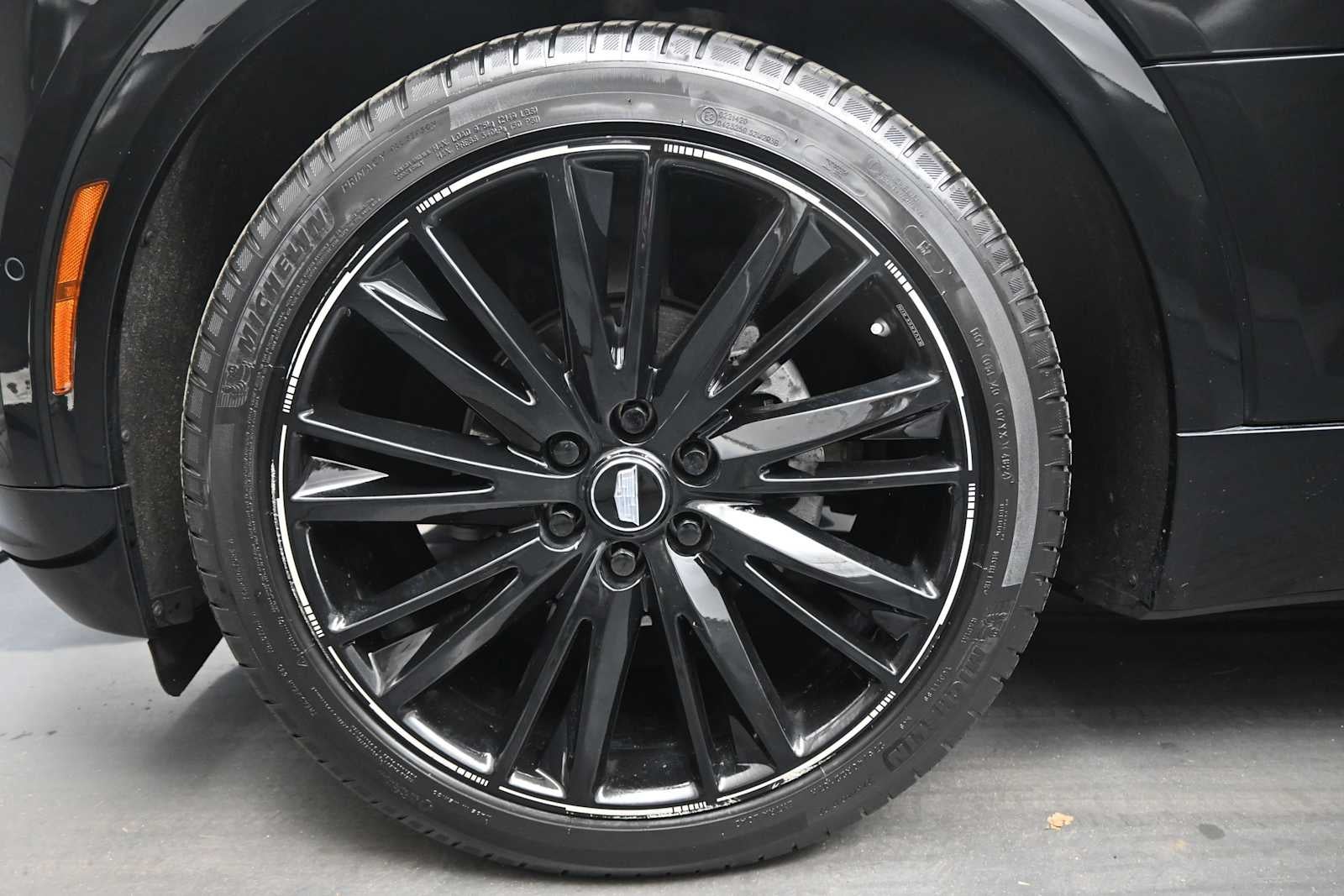 2024 Cadillac LYRIQ Luxury 1