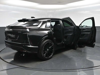 2024 Cadillac LYRIQ Luxury 1