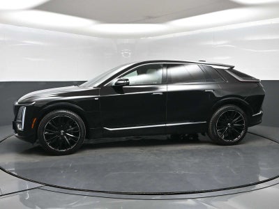 2024 Cadillac LYRIQ Luxury 1