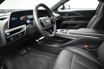 2024 Cadillac LYRIQ Luxury 1