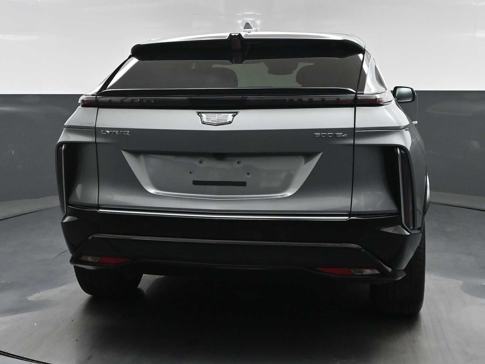 2024 Cadillac LYRIQ Luxury 1