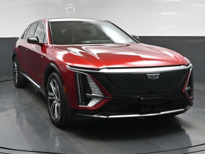 2024 Cadillac LYRIQ Luxury 2