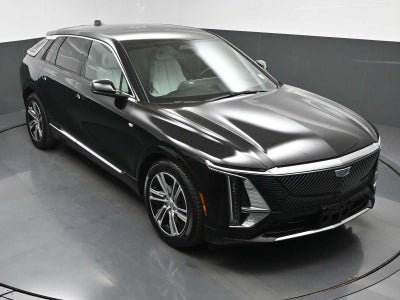2024 Cadillac LYRIQ Luxury 2
