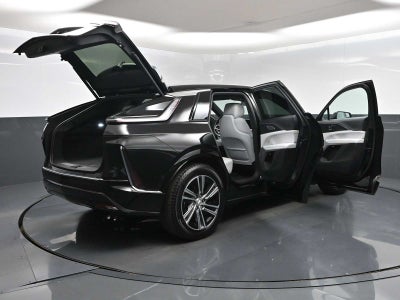 2024 Cadillac LYRIQ Luxury 2