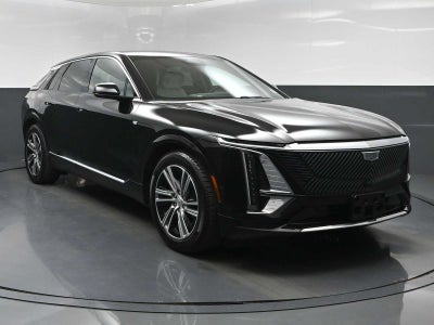2024 Cadillac LYRIQ Luxury 2