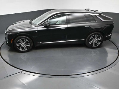 2024 Cadillac LYRIQ Luxury 2