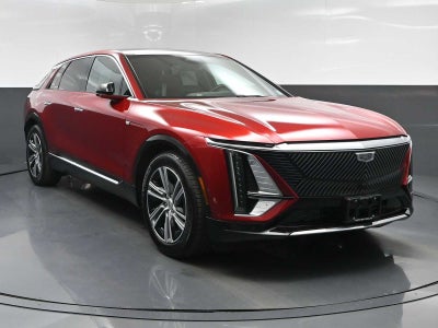2024 Cadillac LYRIQ Luxury 2