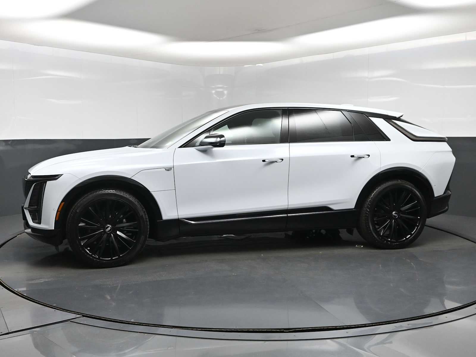 2027 Cadillac LYRIQ Sport