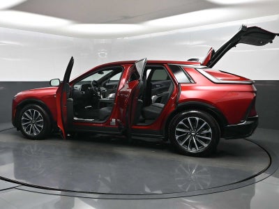 2024 Cadillac LYRIQ Sport 2