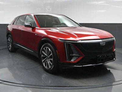 2024 Cadillac LYRIQ Sport 2