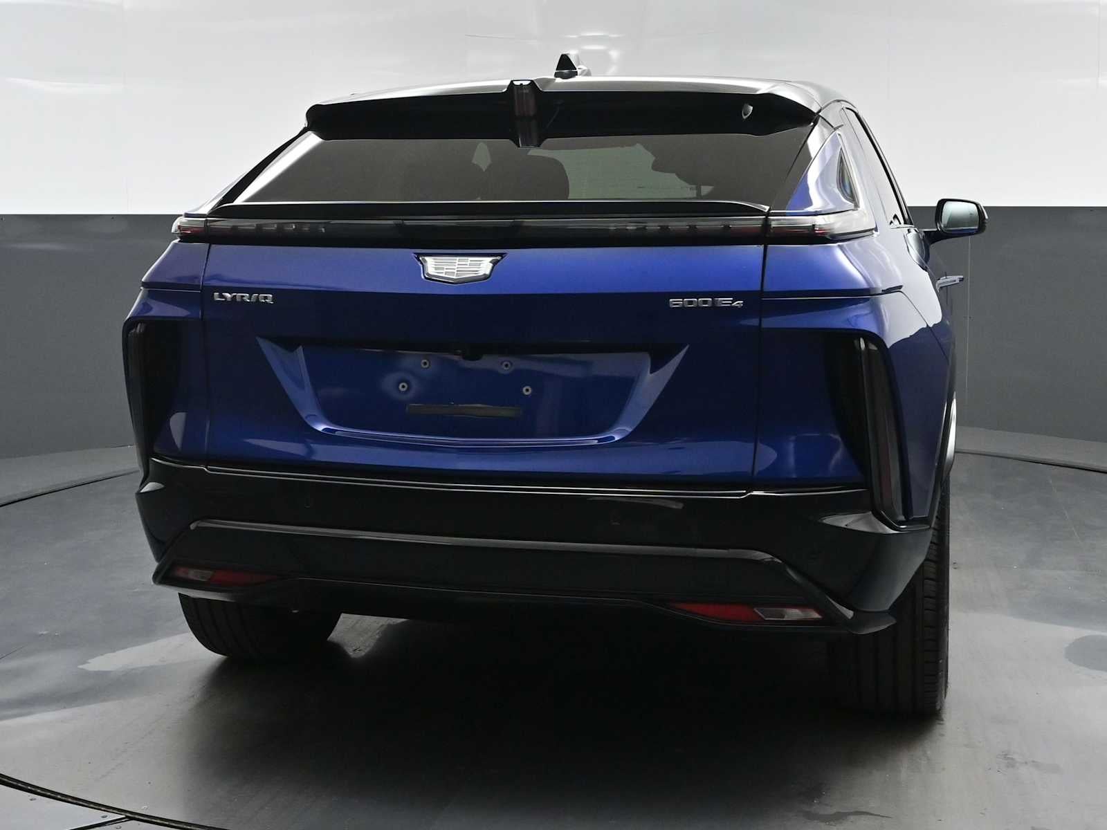 2024 Cadillac LYRIQ Sport 2