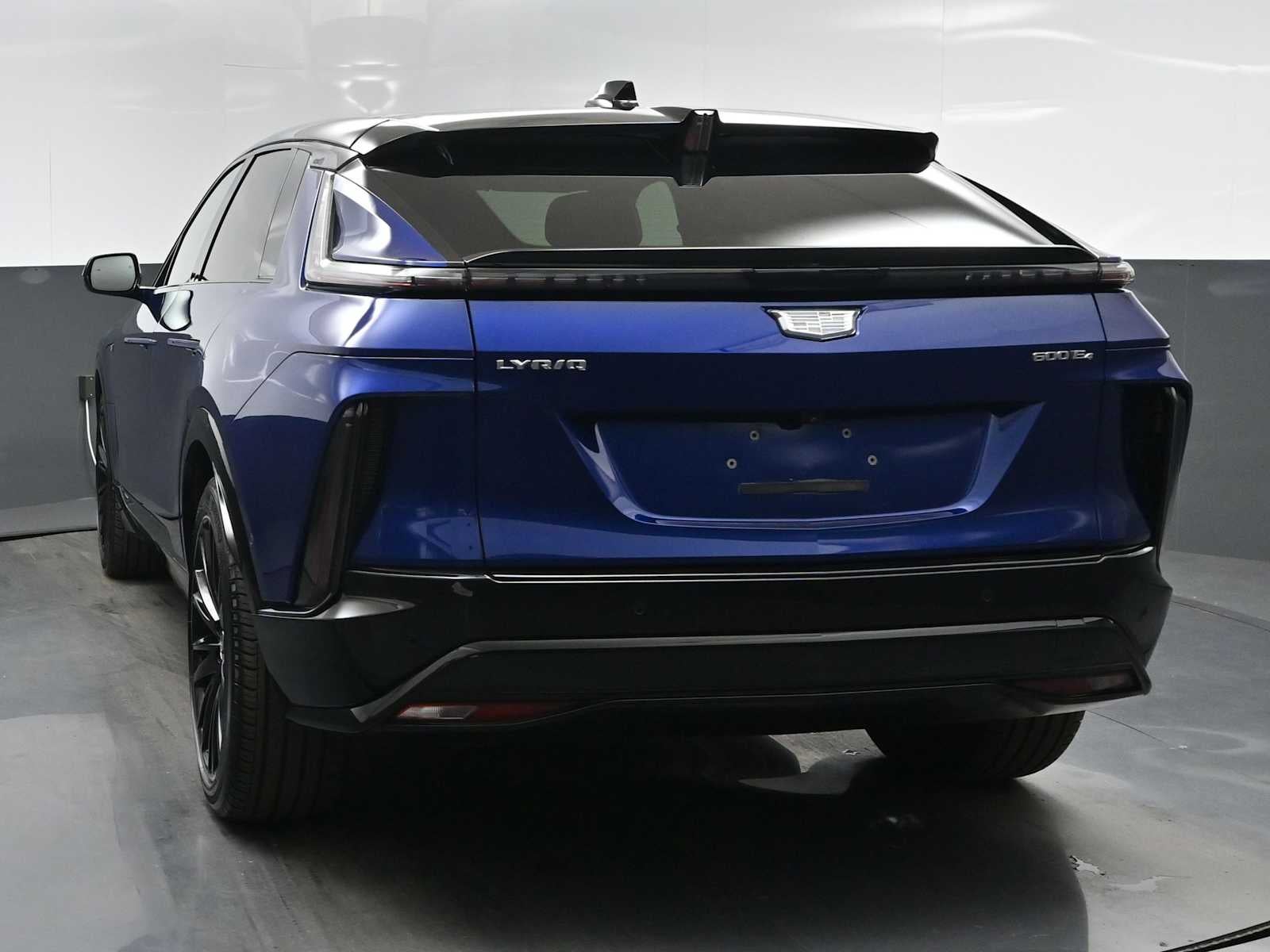 2024 Cadillac LYRIQ Sport 2