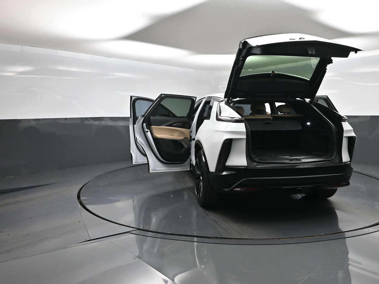 2024 Cadillac LYRIQ Sport 3