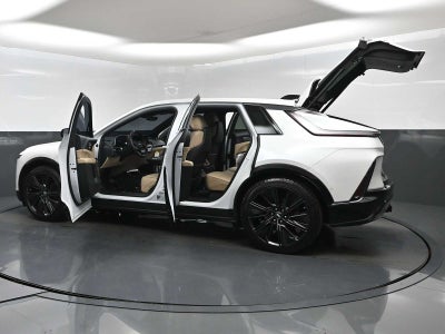 2024 Cadillac LYRIQ Sport 3