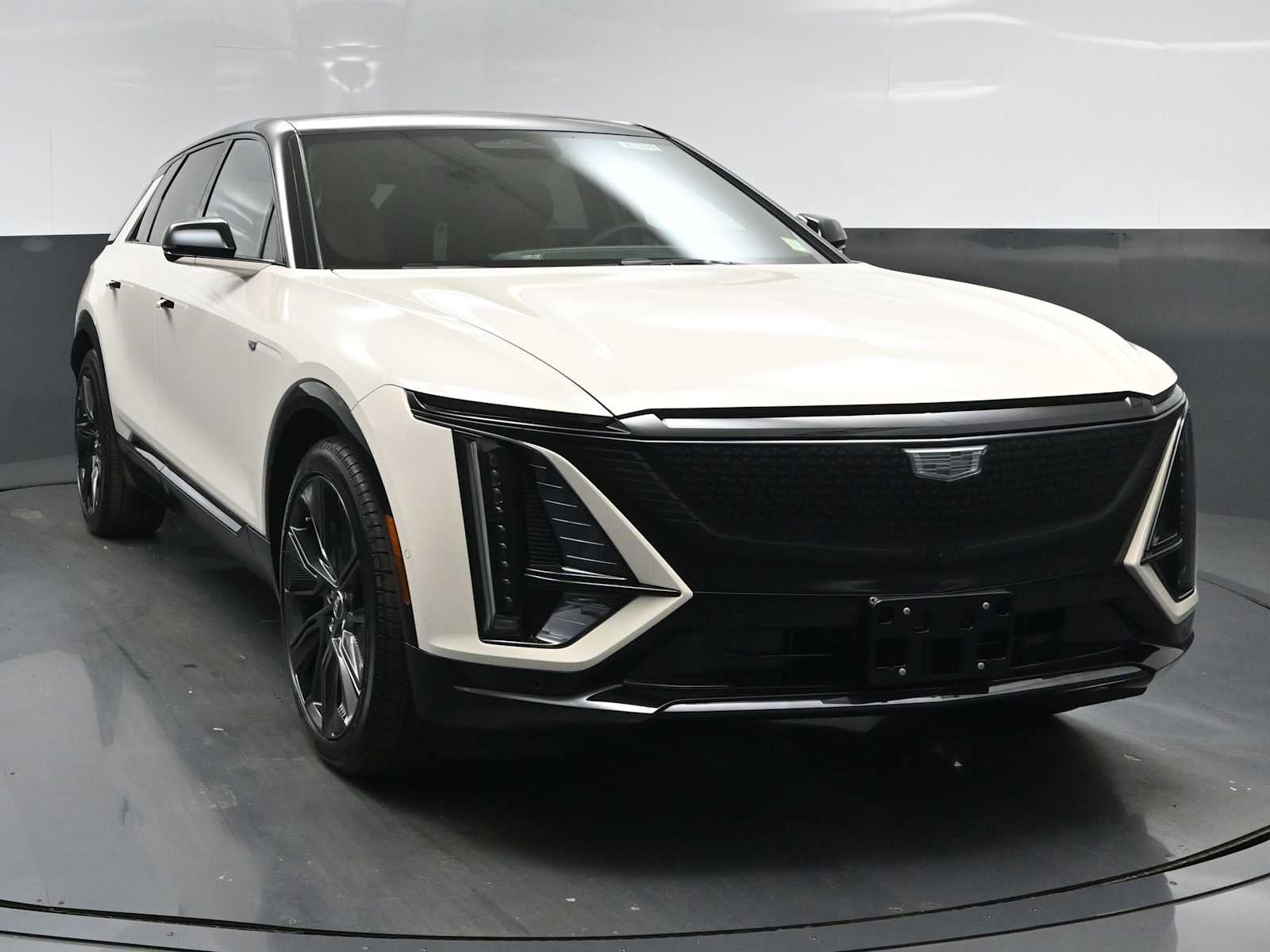 2027 Cadillac LYRIQ Signature Sport