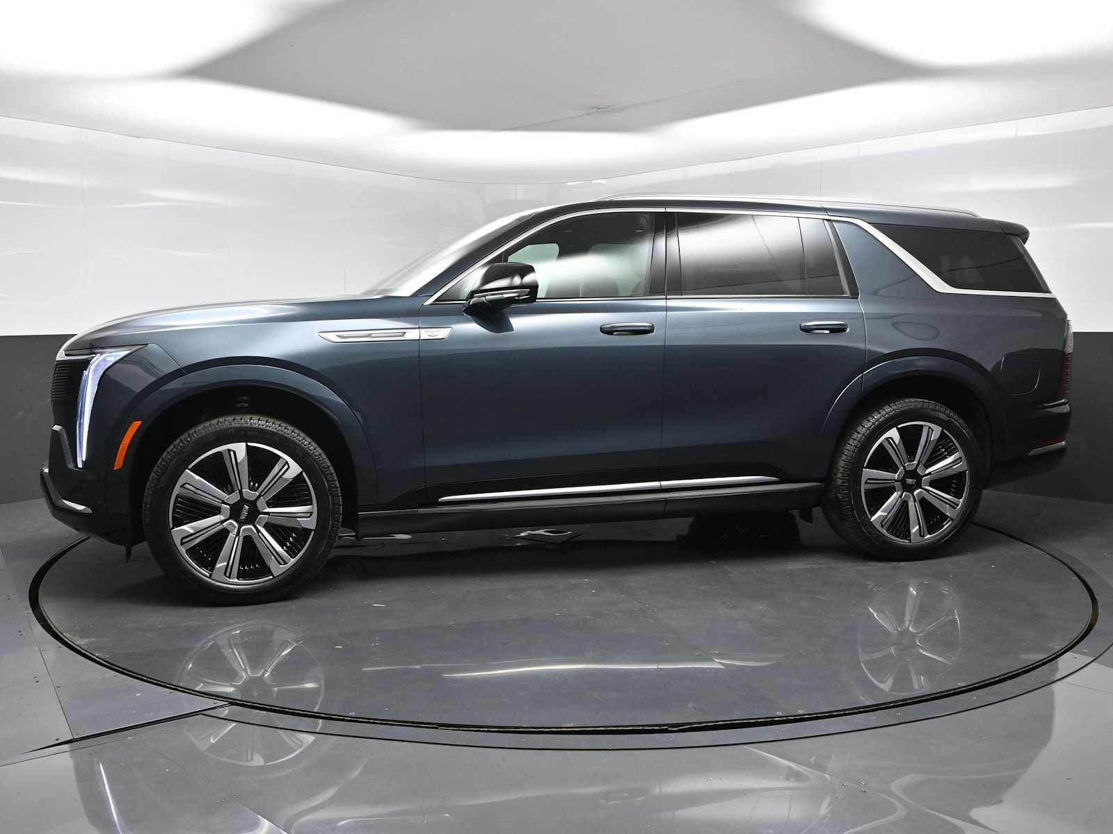 2026 Cadillac ESCALADE IQL Premium Luxury