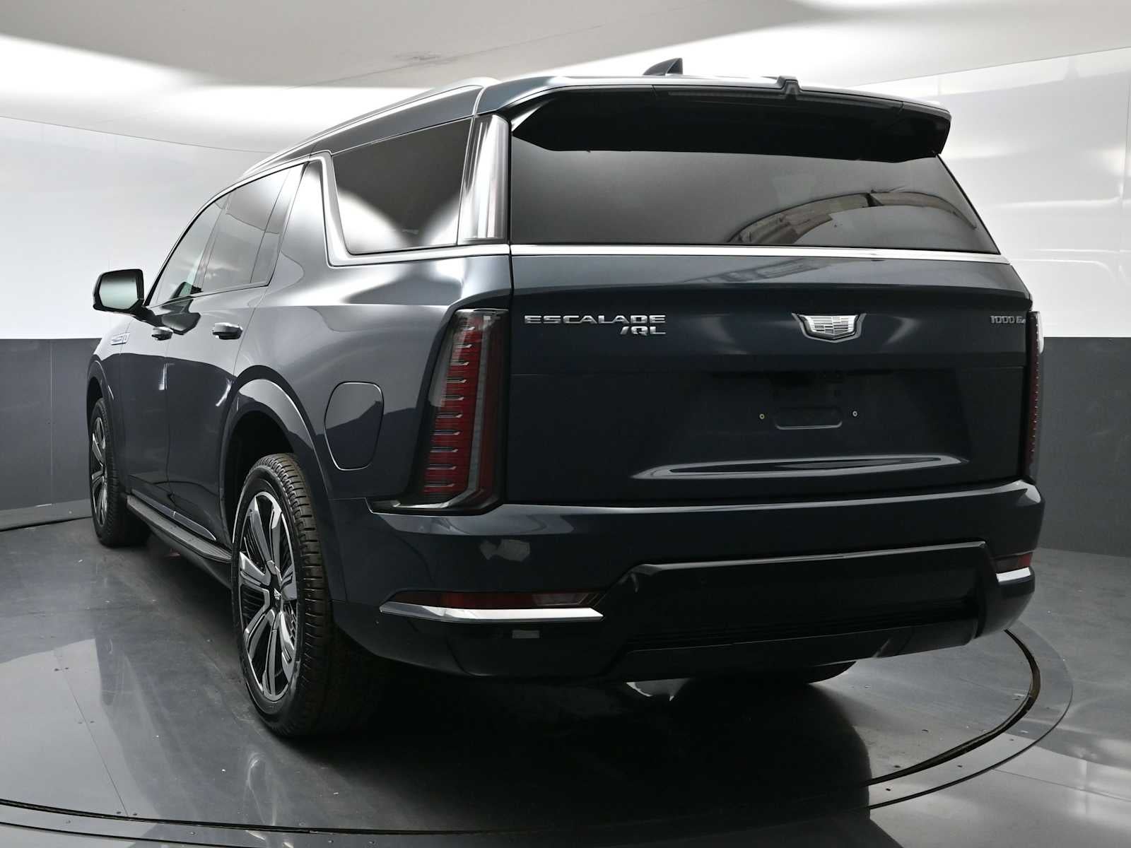 2026 Cadillac ESCALADE IQL Premium Luxury