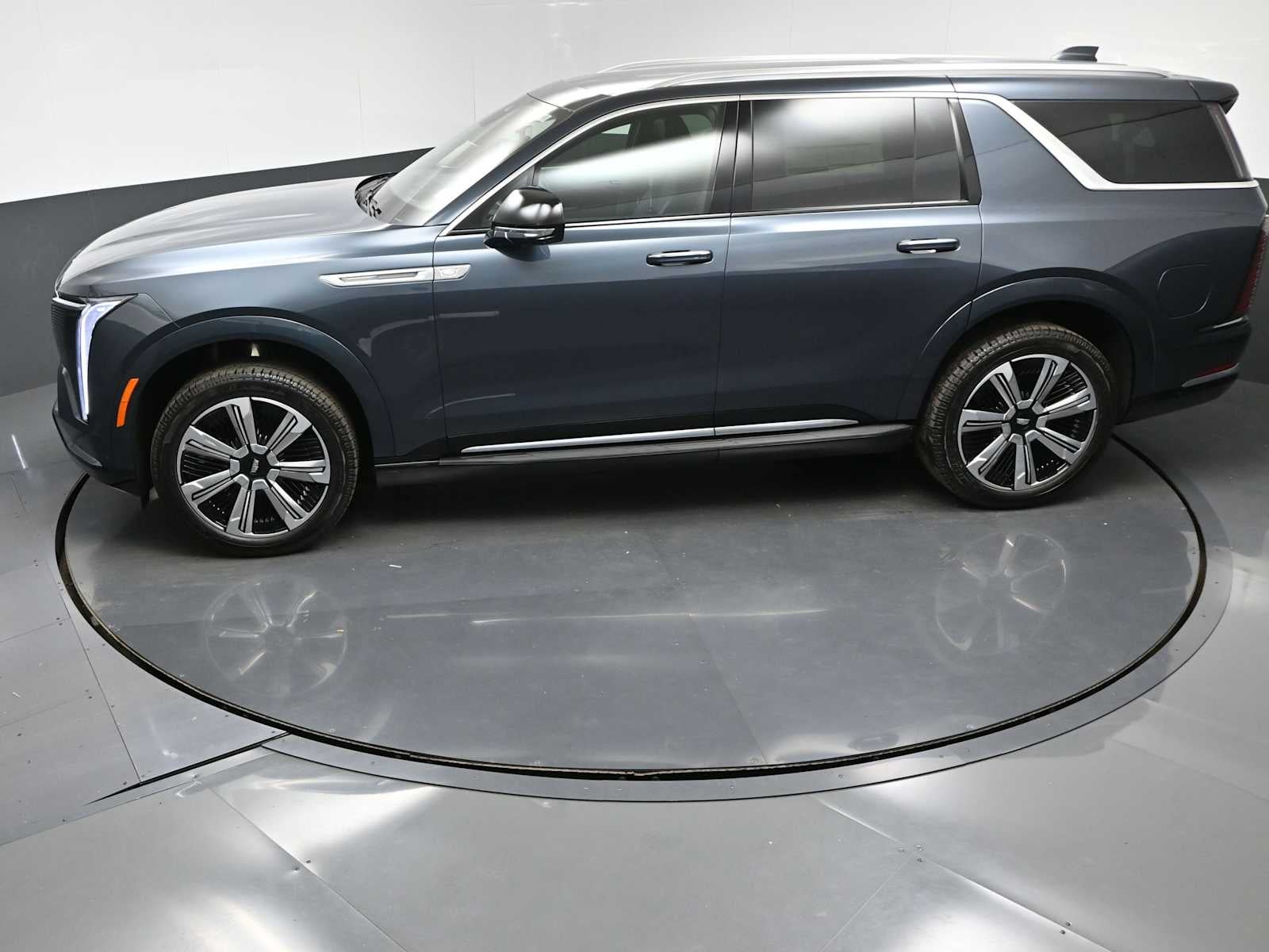 2026 Cadillac ESCALADE IQL Premium Luxury