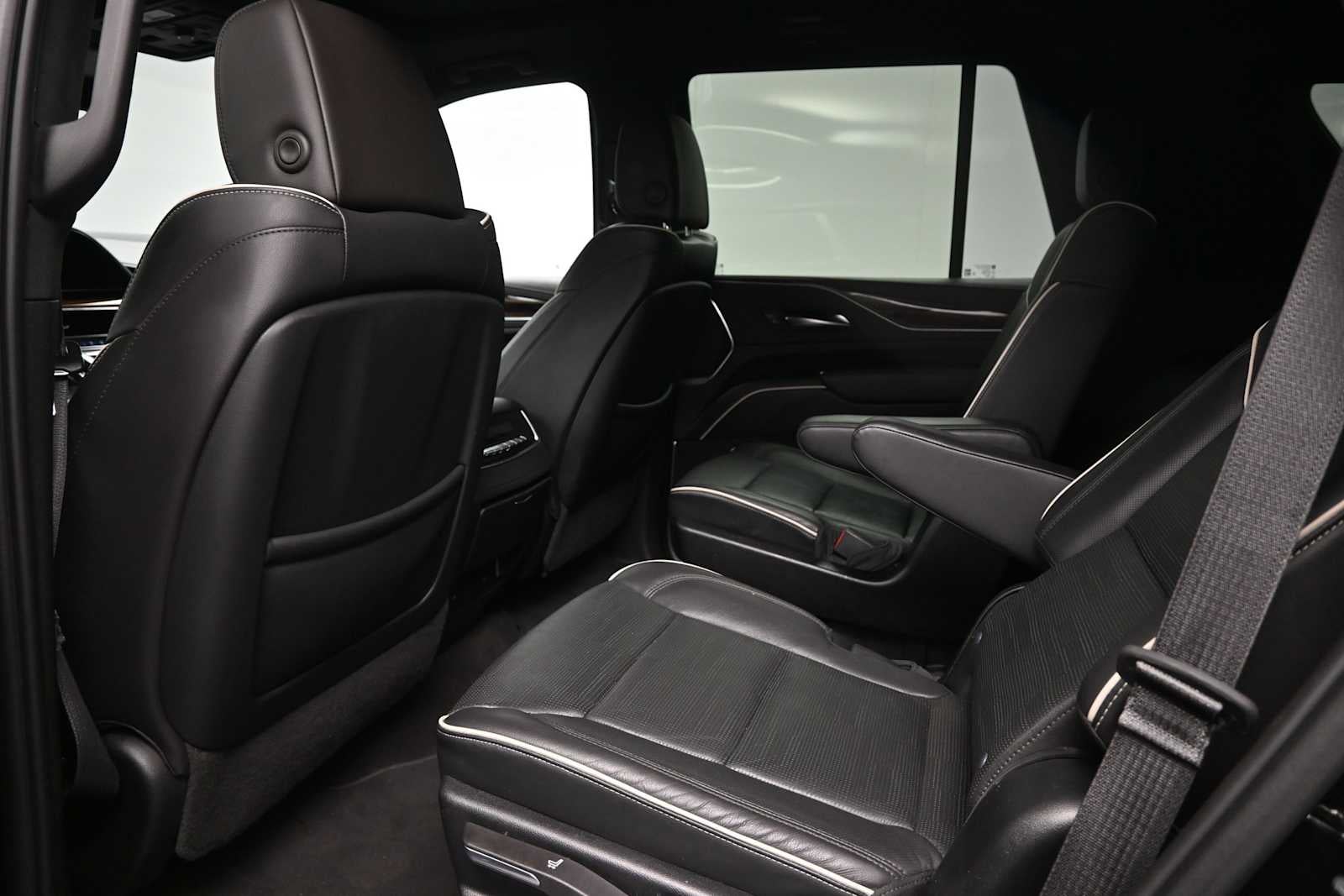 2023 Cadillac Escalade 4WD Premium Luxury