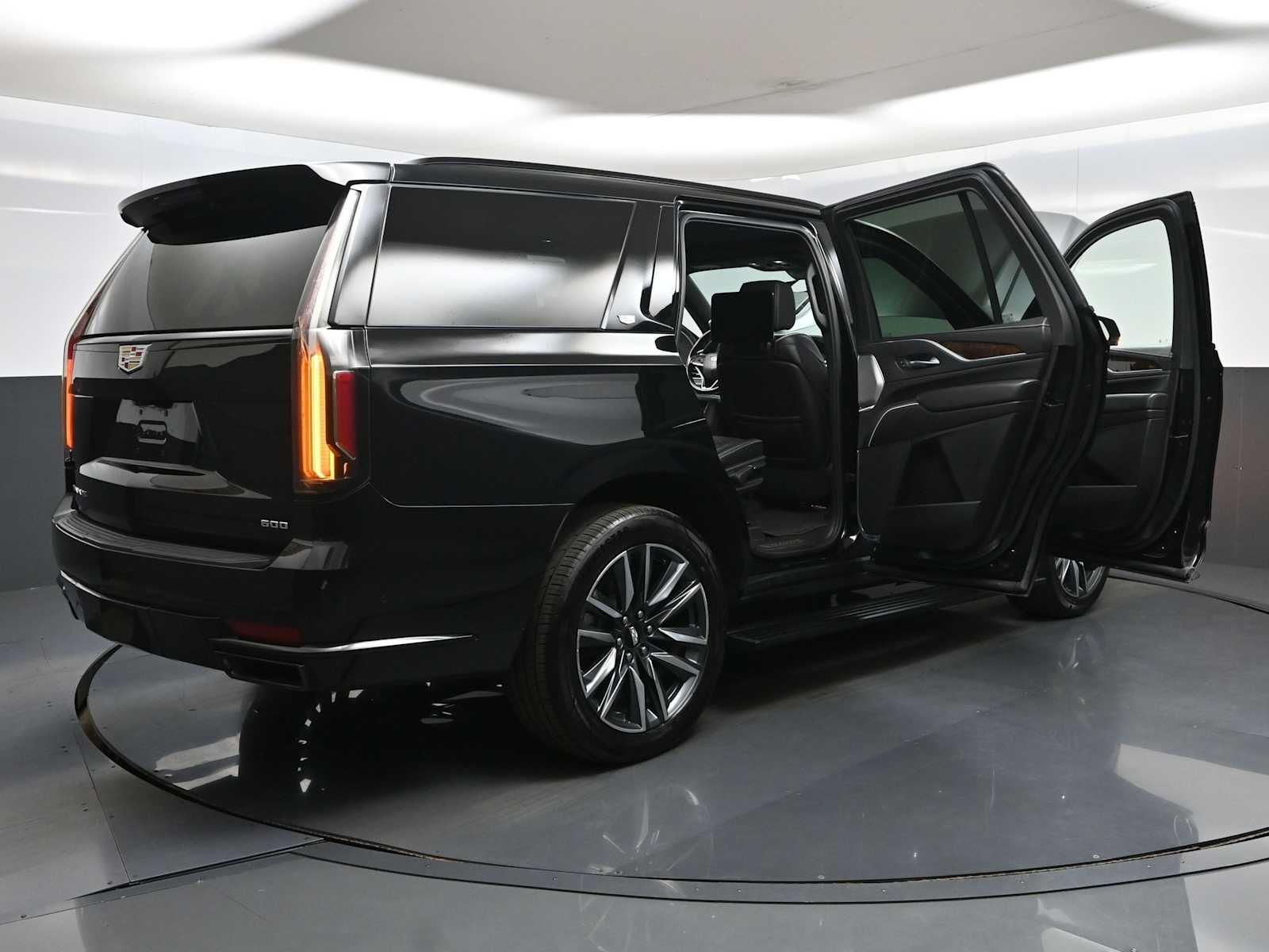 2021 Cadillac Escalade Sport Platinum