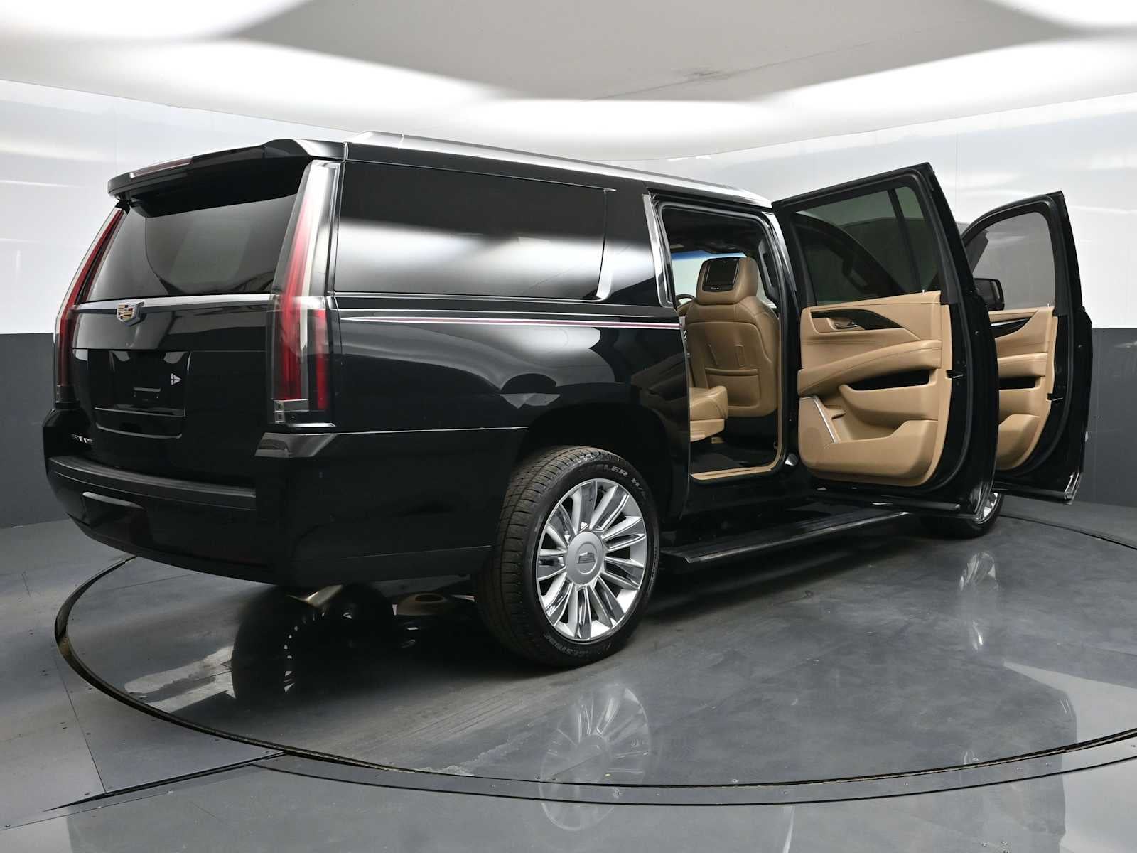 2019 Cadillac Escalade ESV Platinum