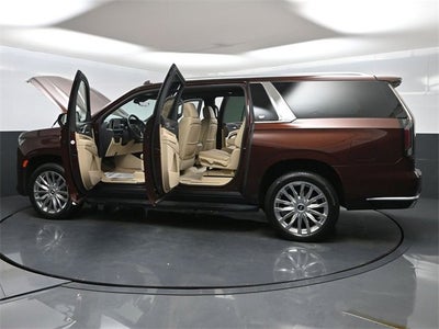 2022 Cadillac Escalade ESV Premium Luxury
