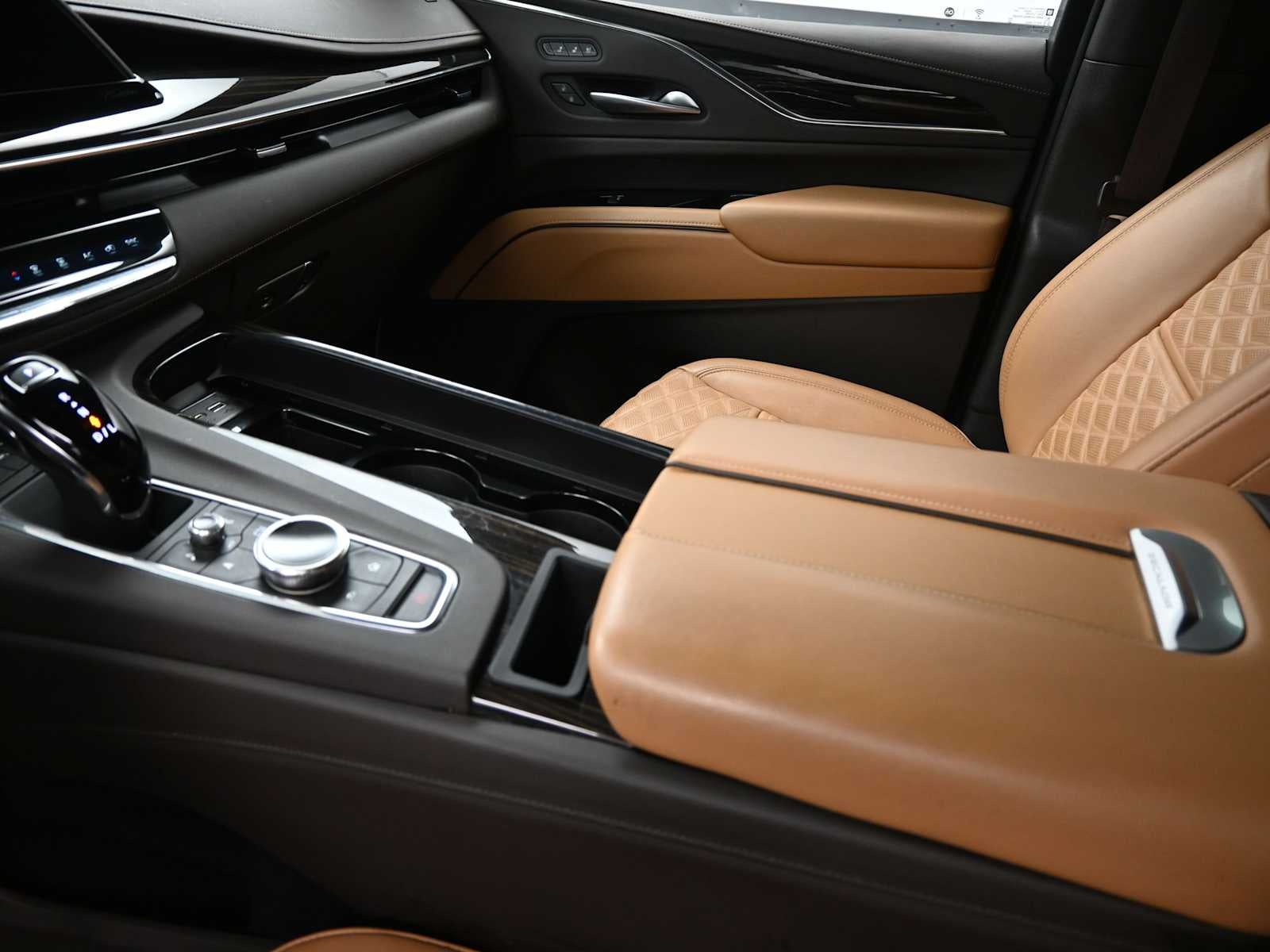 2023 Cadillac Escalade ESV Premium Luxury
