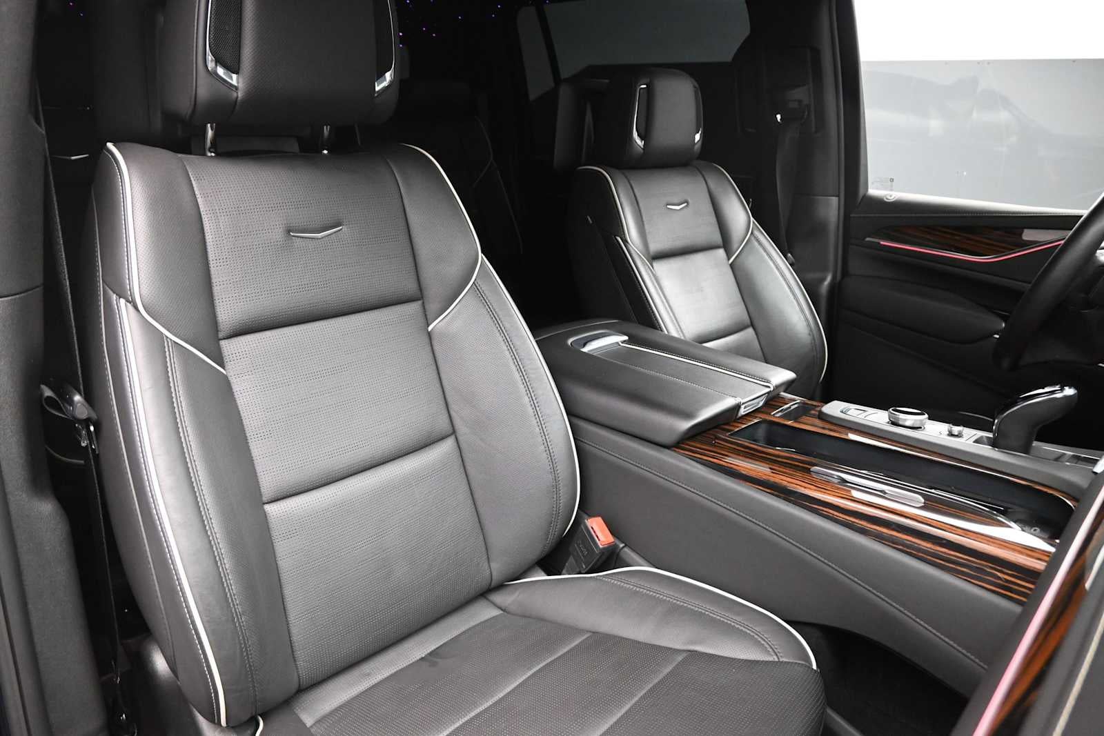 2024 Cadillac Escalade ESV Premium Luxury