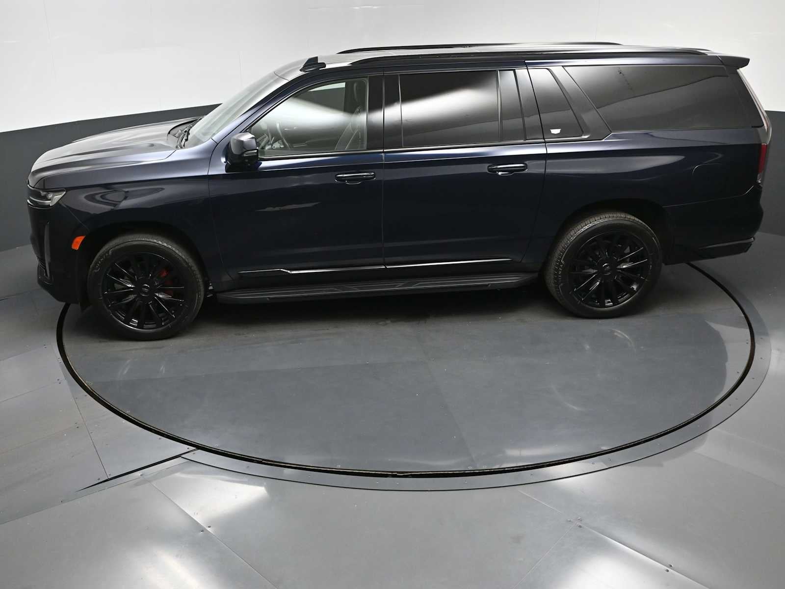 2024 Cadillac Escalade ESV Premium Luxury