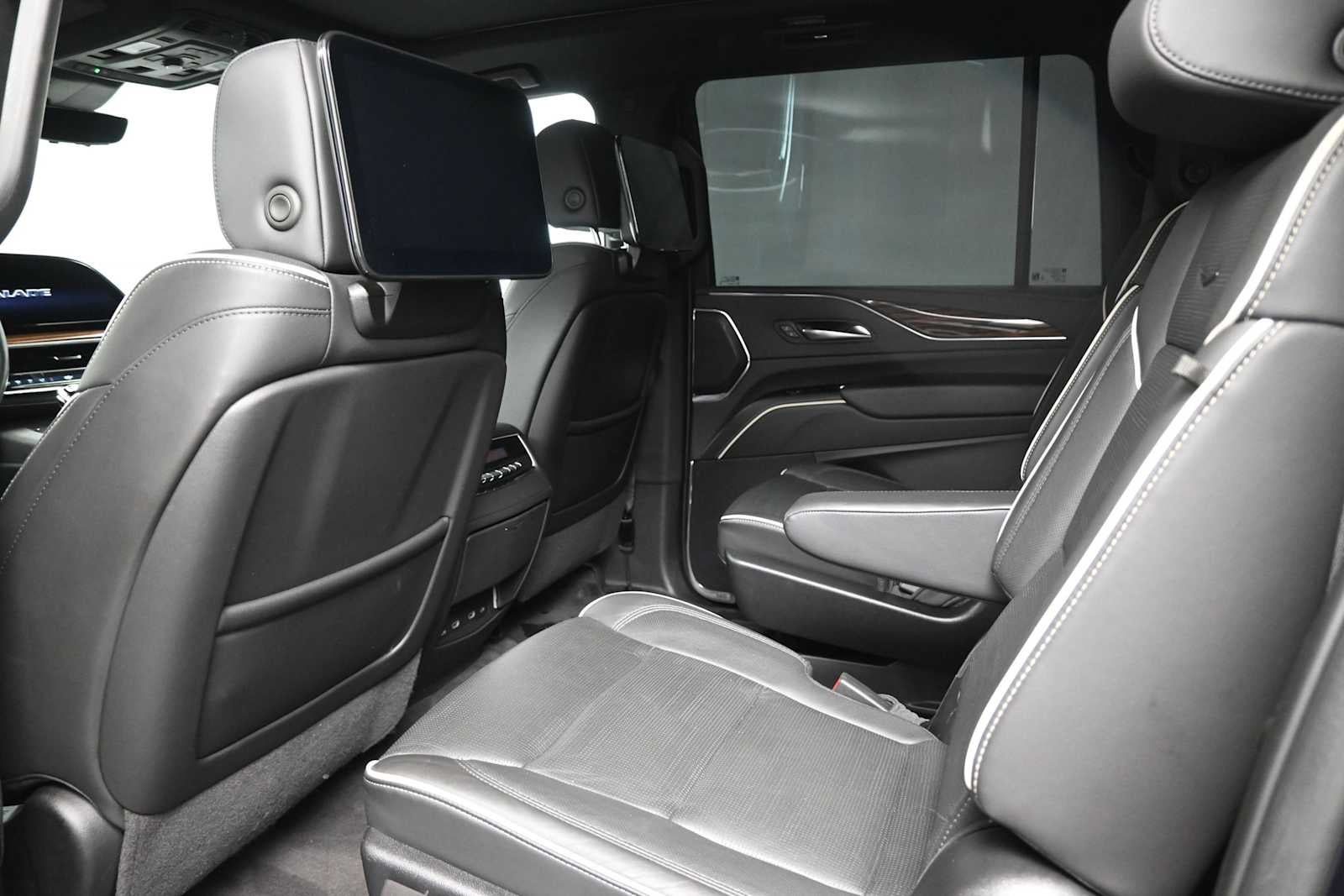 2024 Cadillac Escalade ESV Premium Luxury