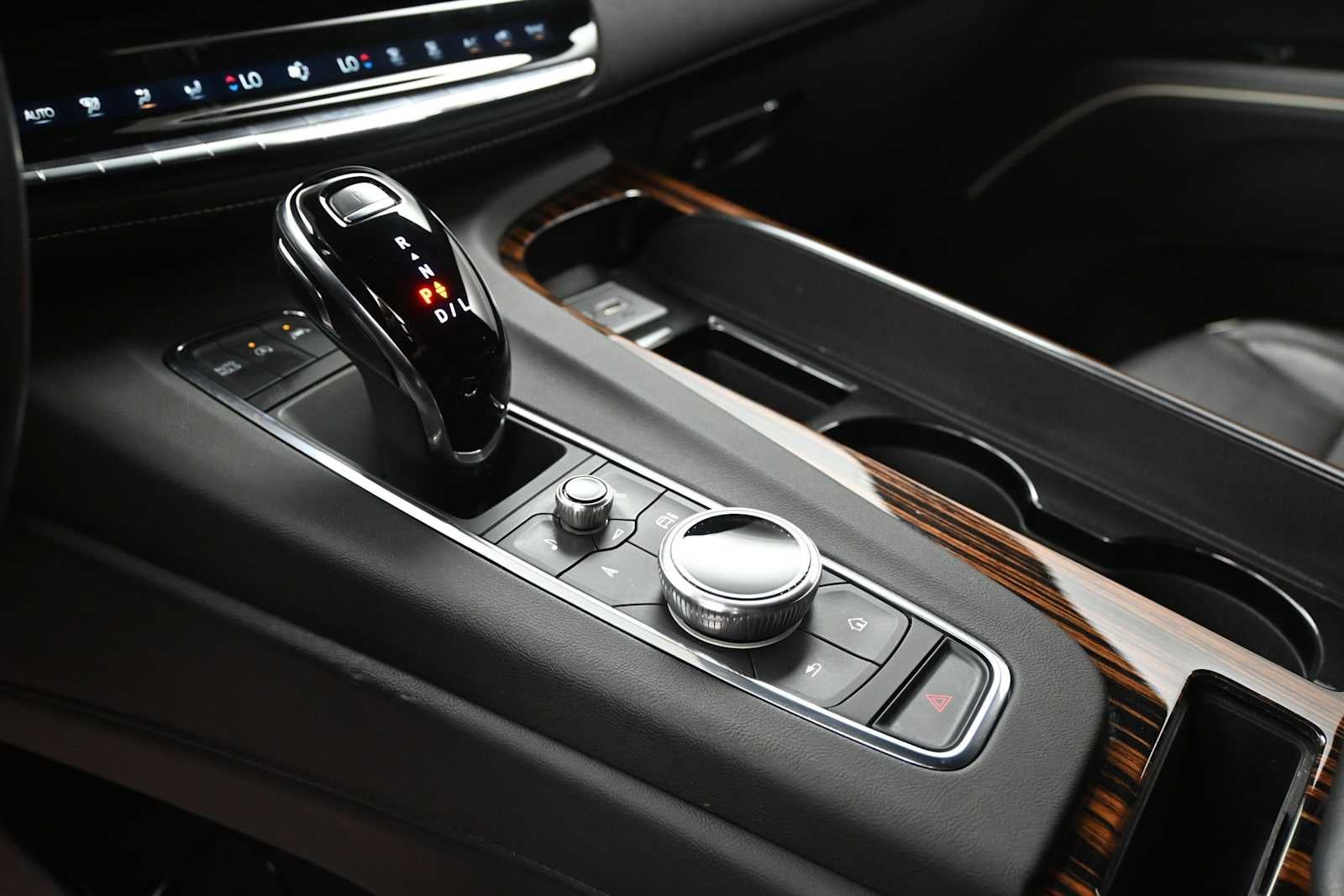 2024 Cadillac Escalade ESV Premium Luxury