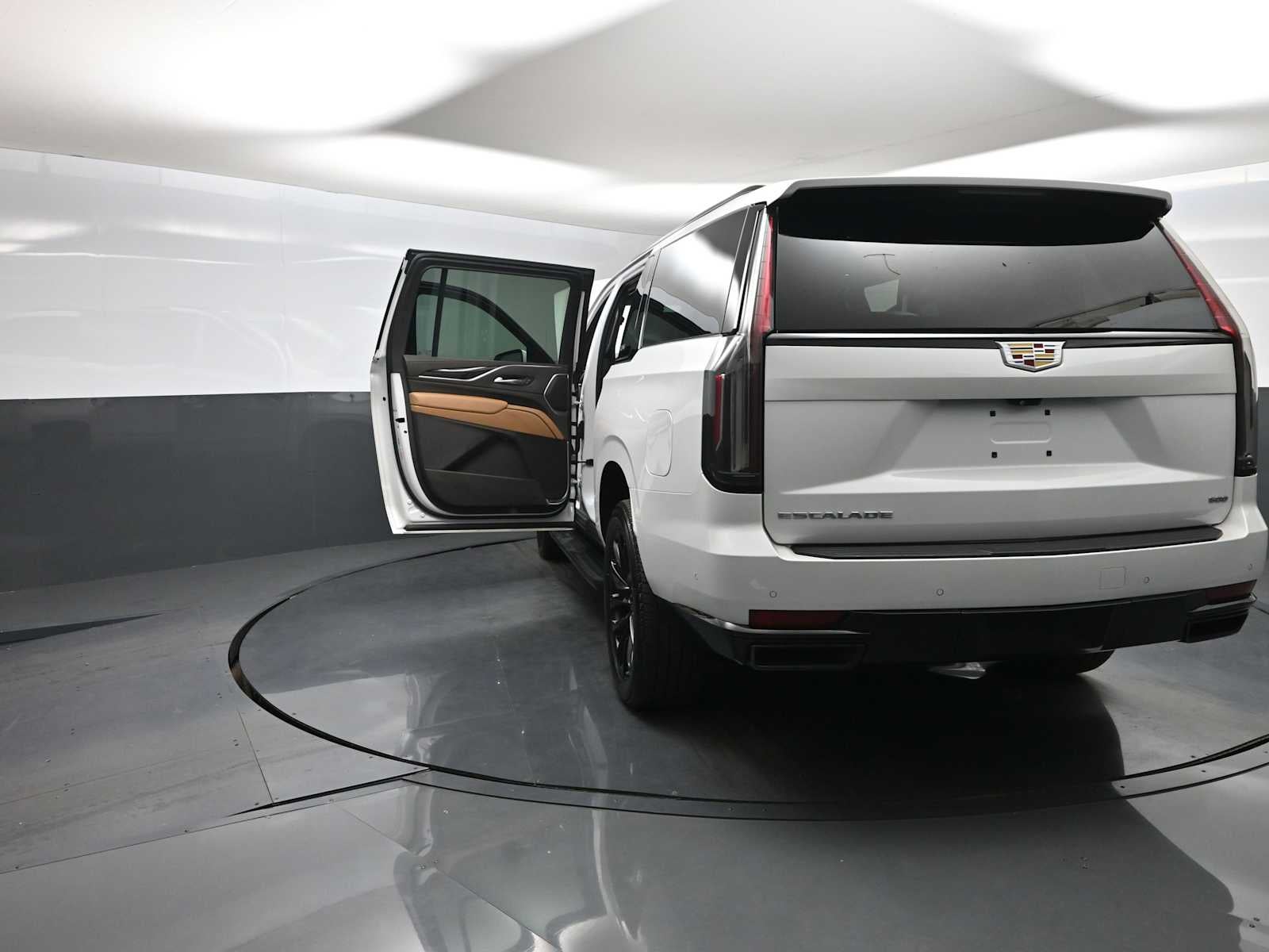 2021 Cadillac Escalade ESV Sport