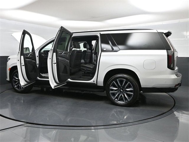 2023 Cadillac Escalade ESV Sport