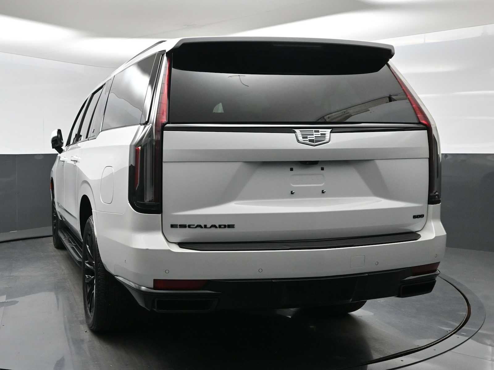 2024 Cadillac Escalade ESV Sport