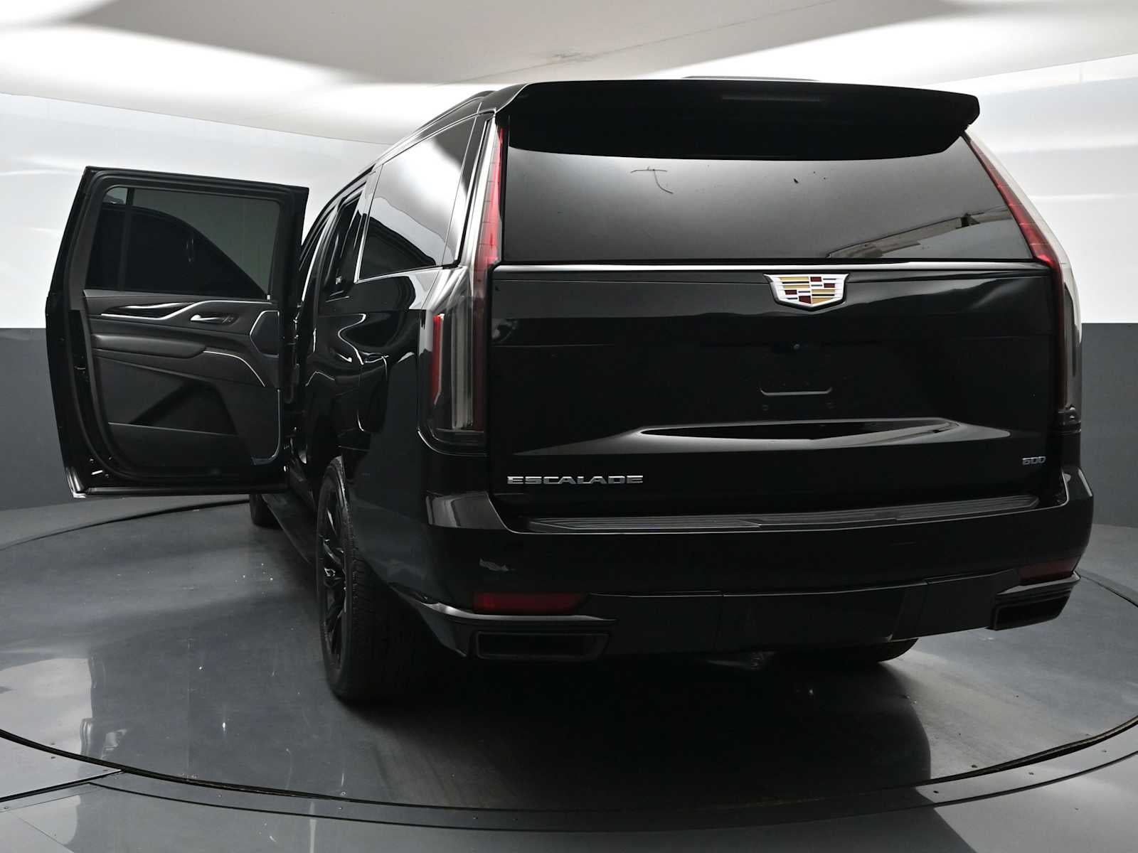 2022 Cadillac Escalade ESV Sport