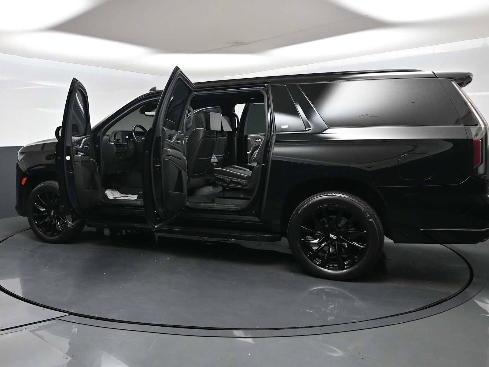 2022 Cadillac Escalade ESV Sport
