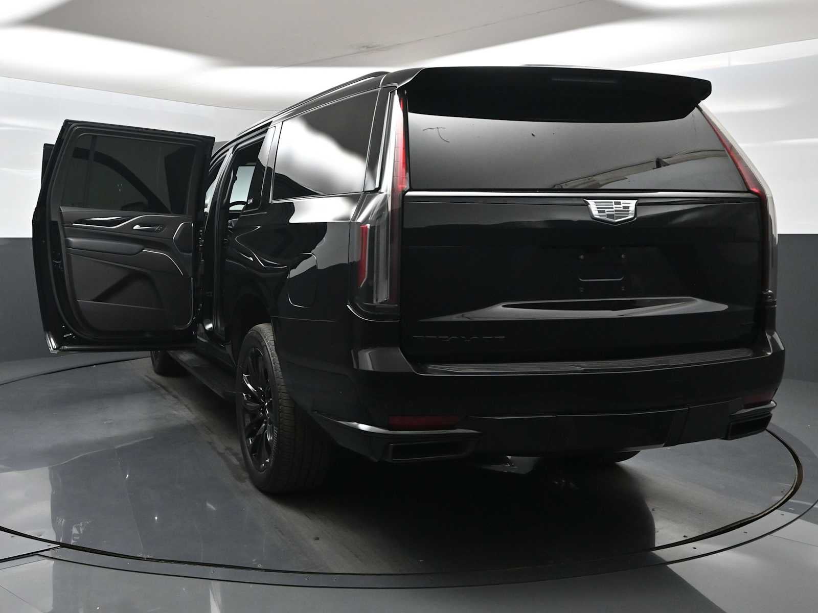 2024 Cadillac Escalade ESV Sport