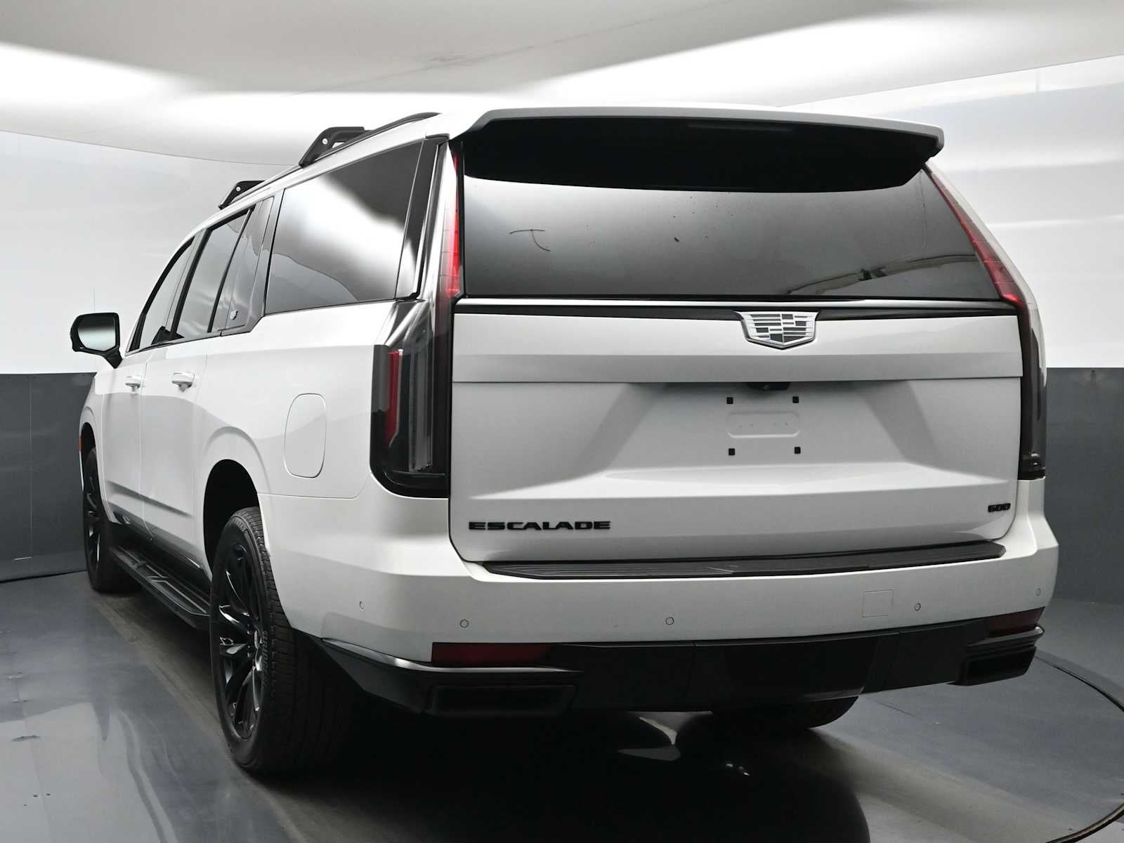 2024 Cadillac Escalade ESV Sport