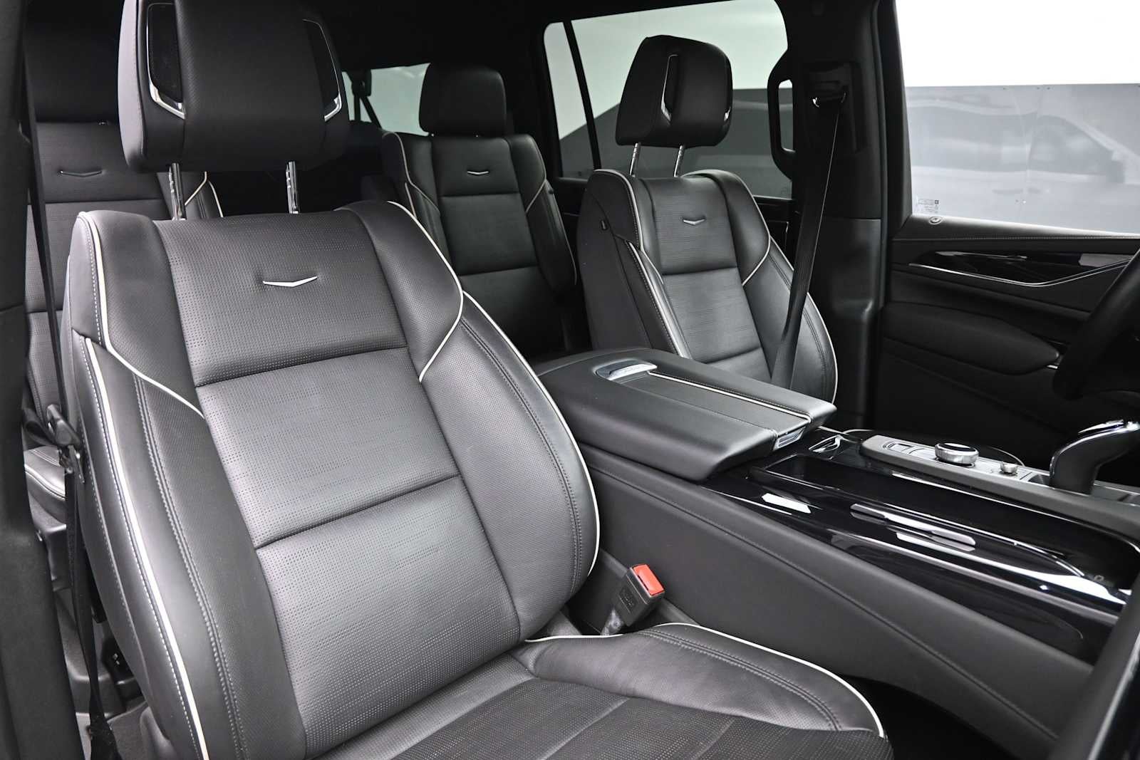 2024 Cadillac Escalade ESV Sport