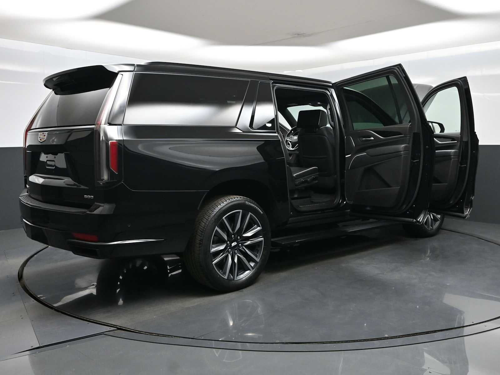 2023 Cadillac Escalade ESV Sport