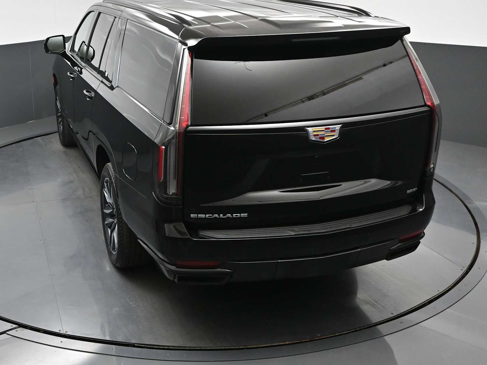 2023 Cadillac Escalade ESV Sport