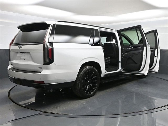 2023 Cadillac Escalade ESV Sport