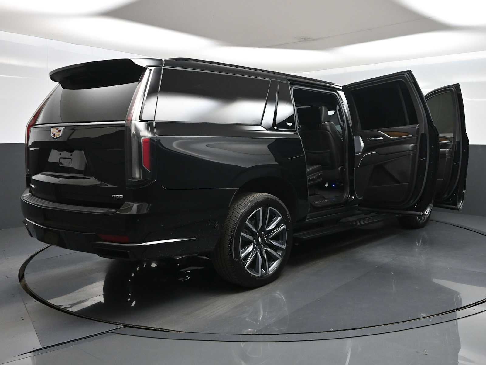 2023 Cadillac Escalade ESV Sport Platinum