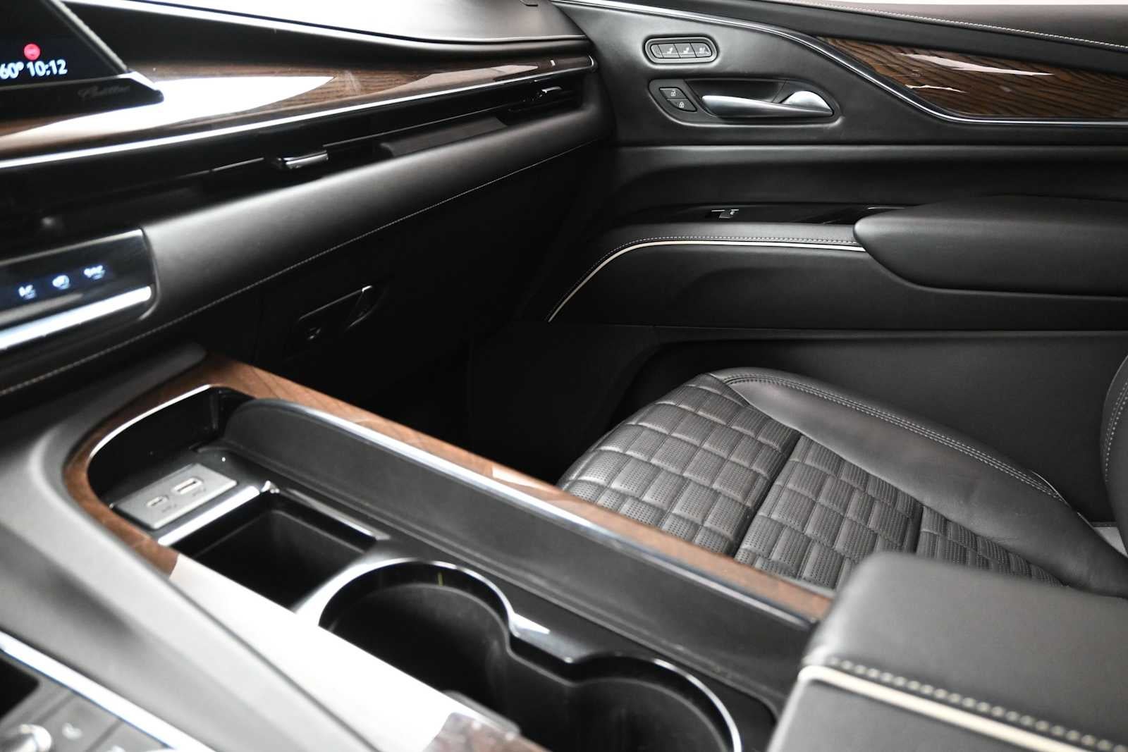 2022 Cadillac Escalade ESV Sport Platinum