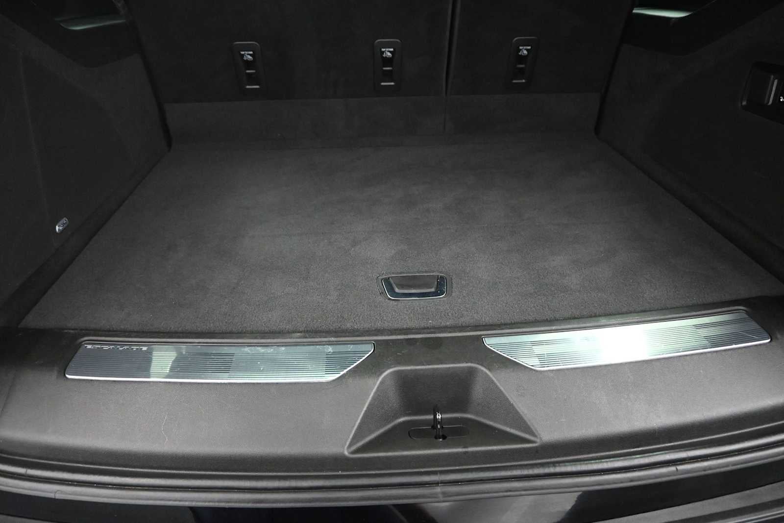 2022 Cadillac Escalade ESV Sport Platinum