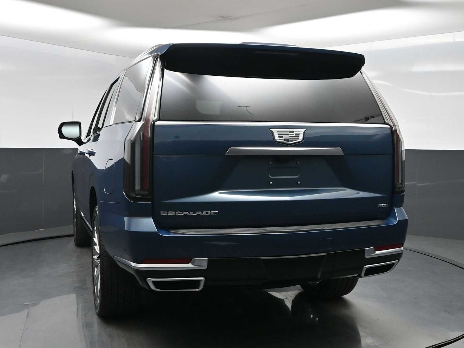 2026 Cadillac Escalade Platinum Luxury