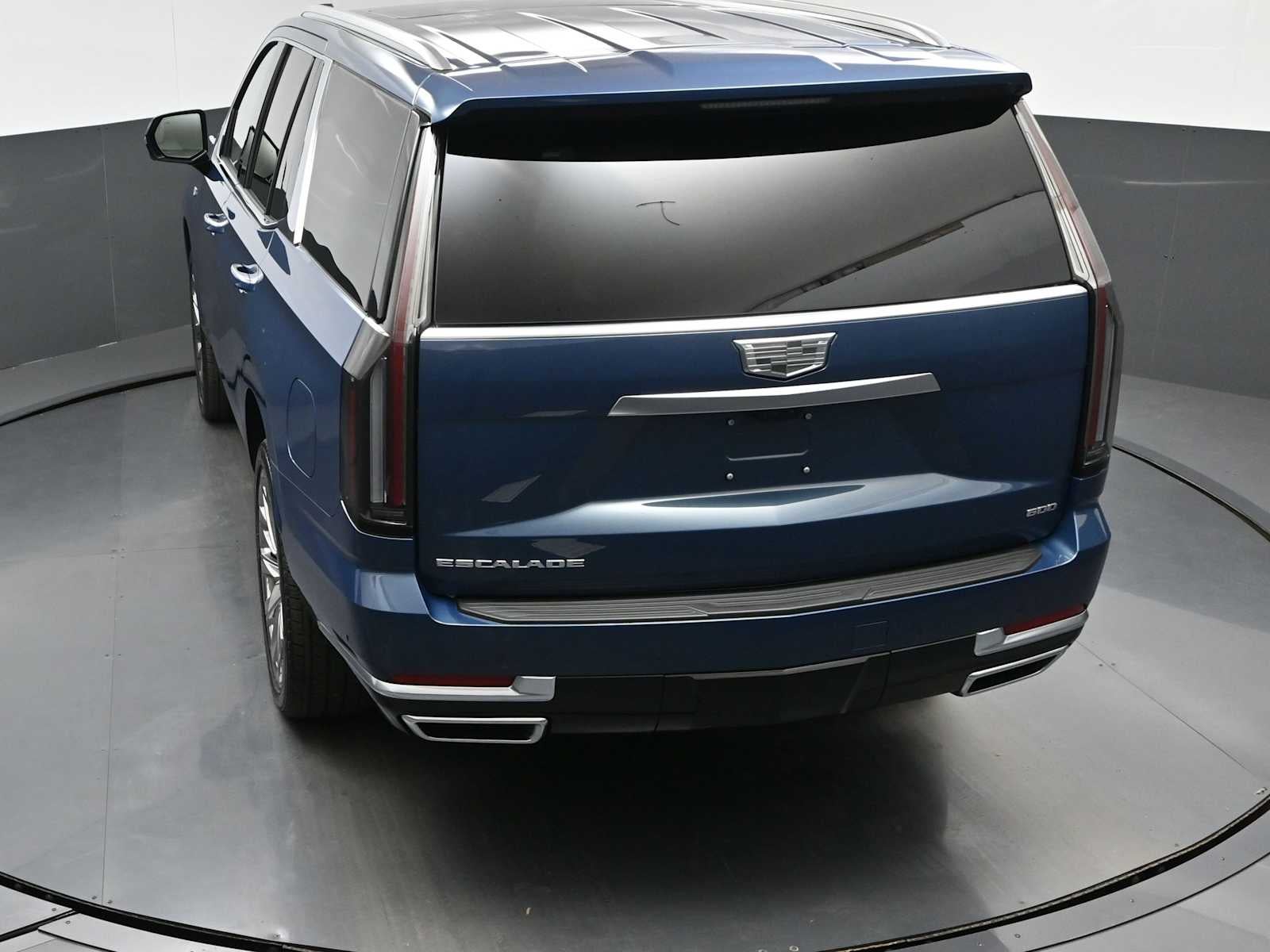 2026 Cadillac Escalade Platinum Luxury